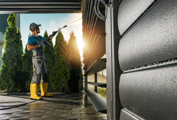 Garage Pressure Washing in Ronkonkoma, NY